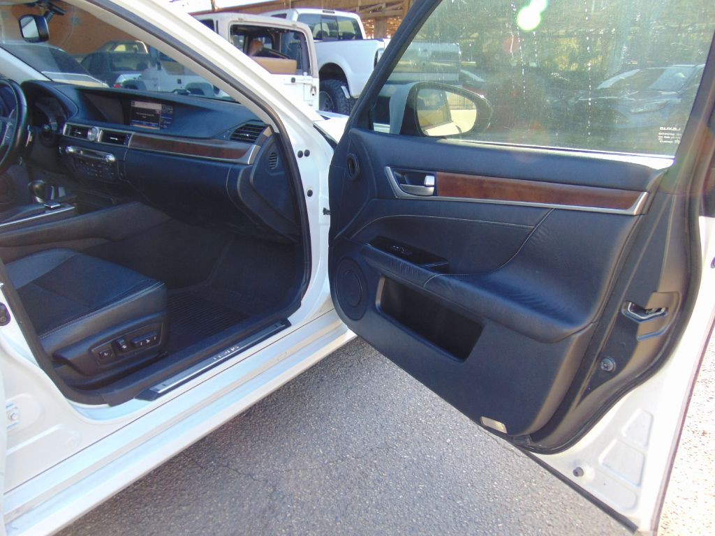 2014 Lexus GS Image 23