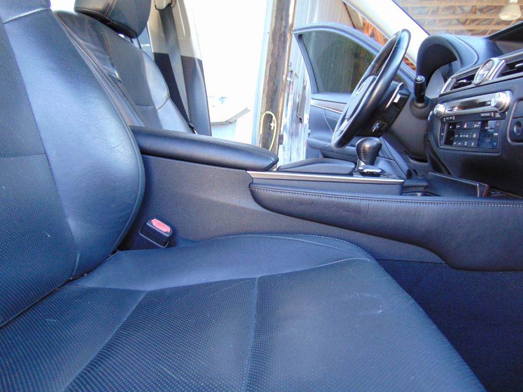 2014 Lexus GS Image 26