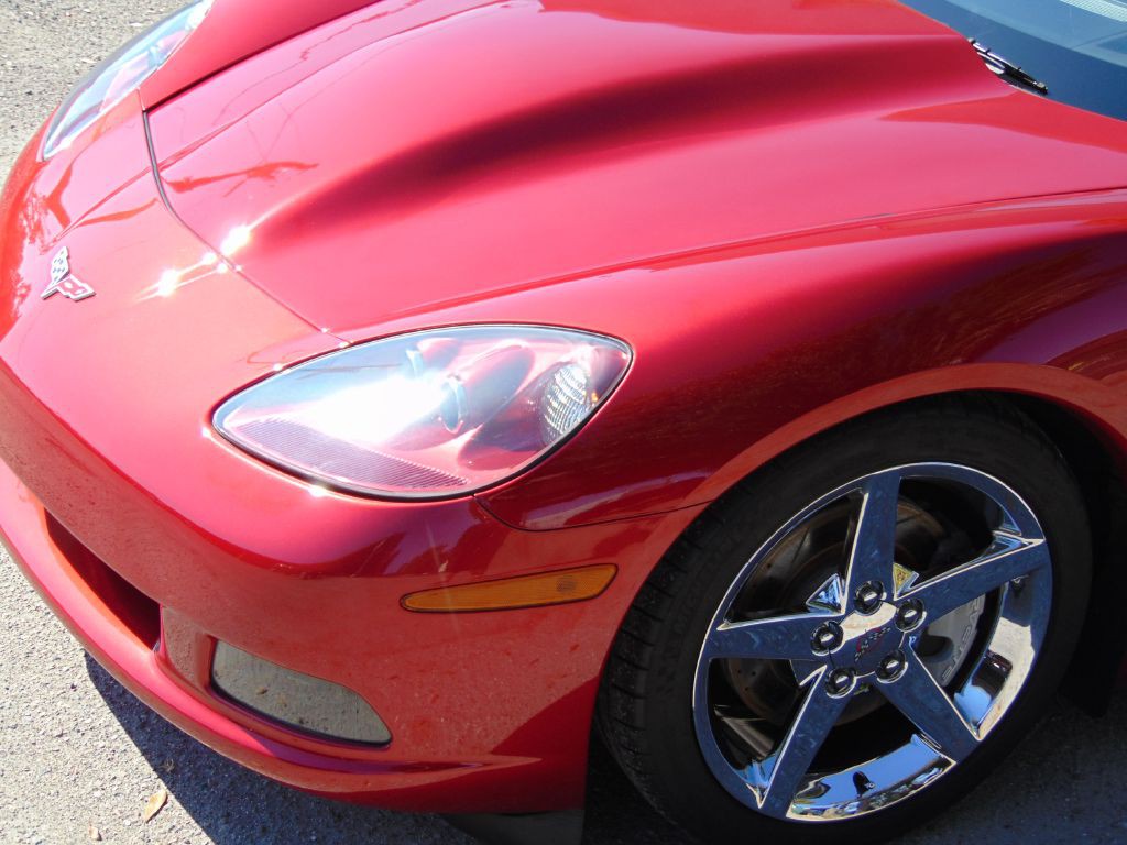 2005 Chevrolet Corvette Image 4