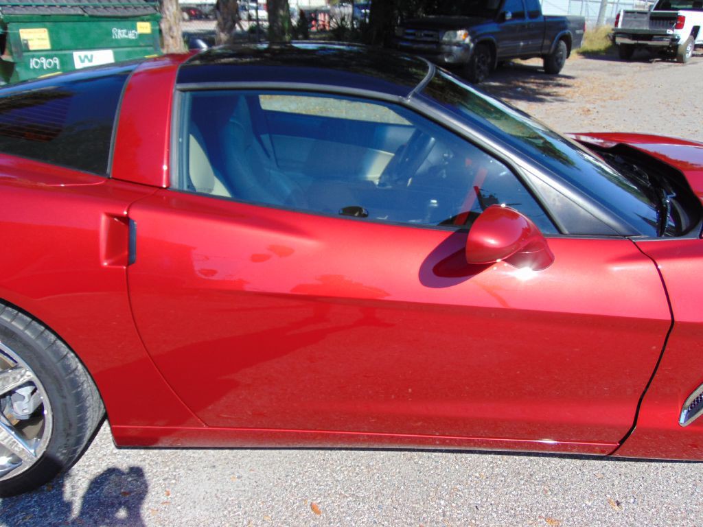 2005 Chevrolet Corvette Image 8