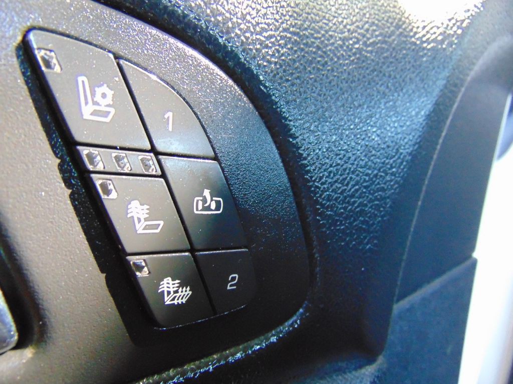 2013 GMC Sierra Image 17