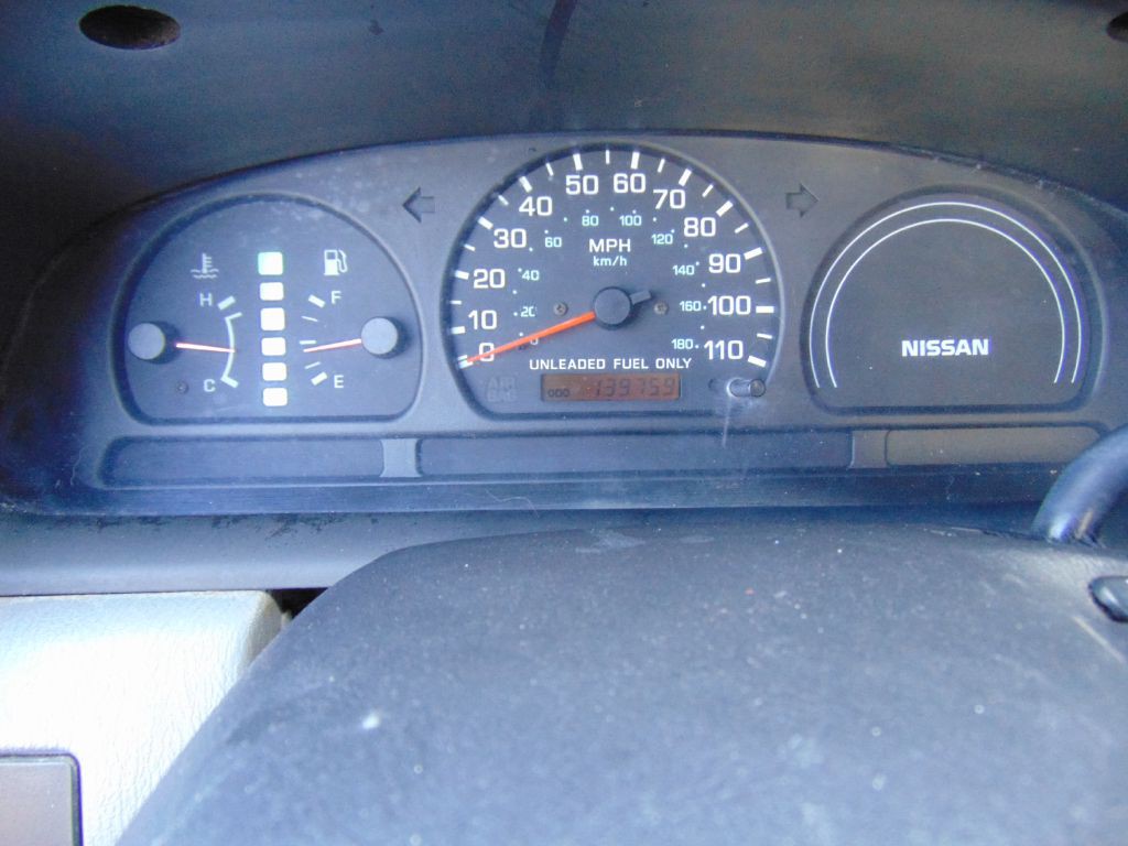 1999 Nissan Frontier Image 17