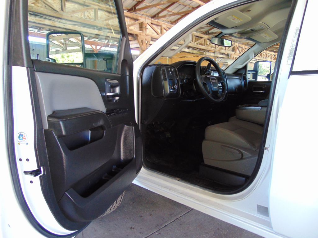 2015 GMC Sierra Image 23