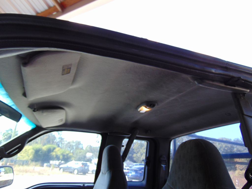 1999 Ford F-250 Image 21