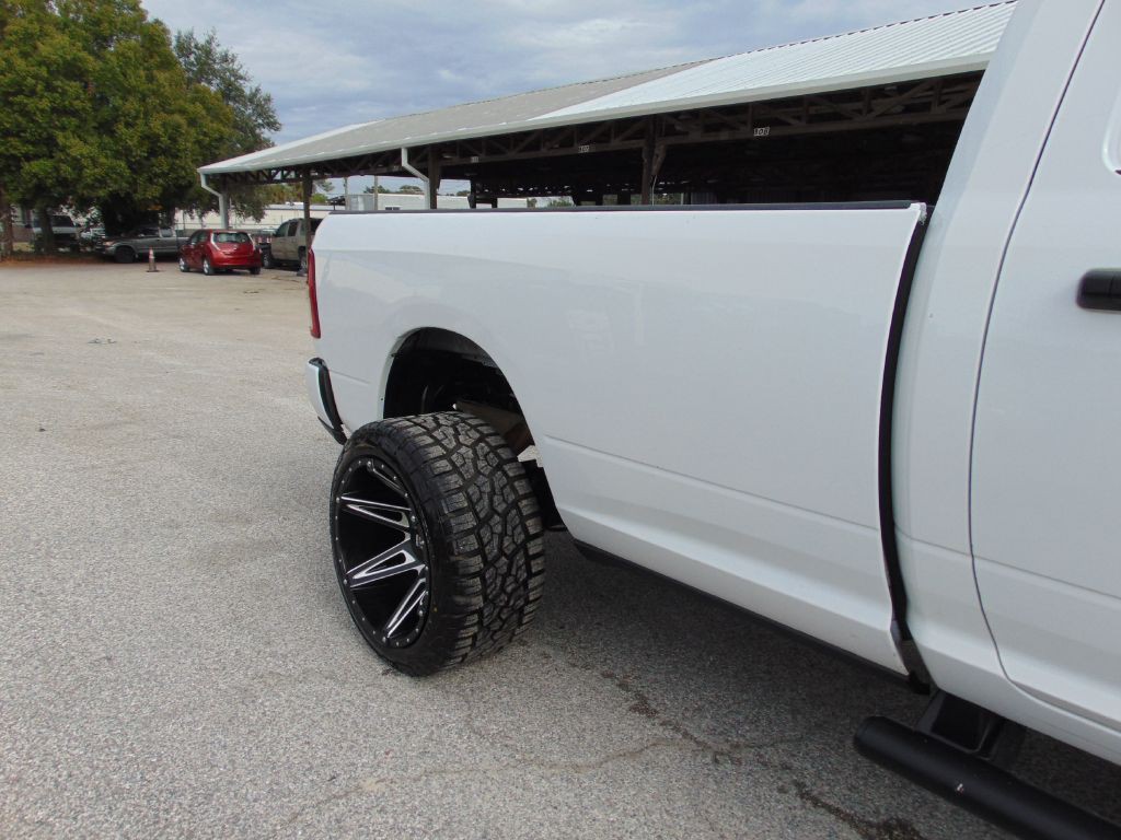 2021 RAM 3500 Image 9