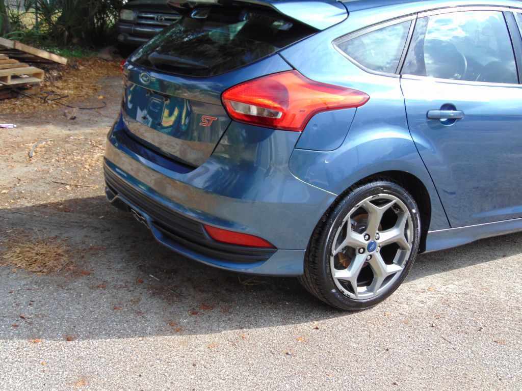 2018 Ford Focus Image 5