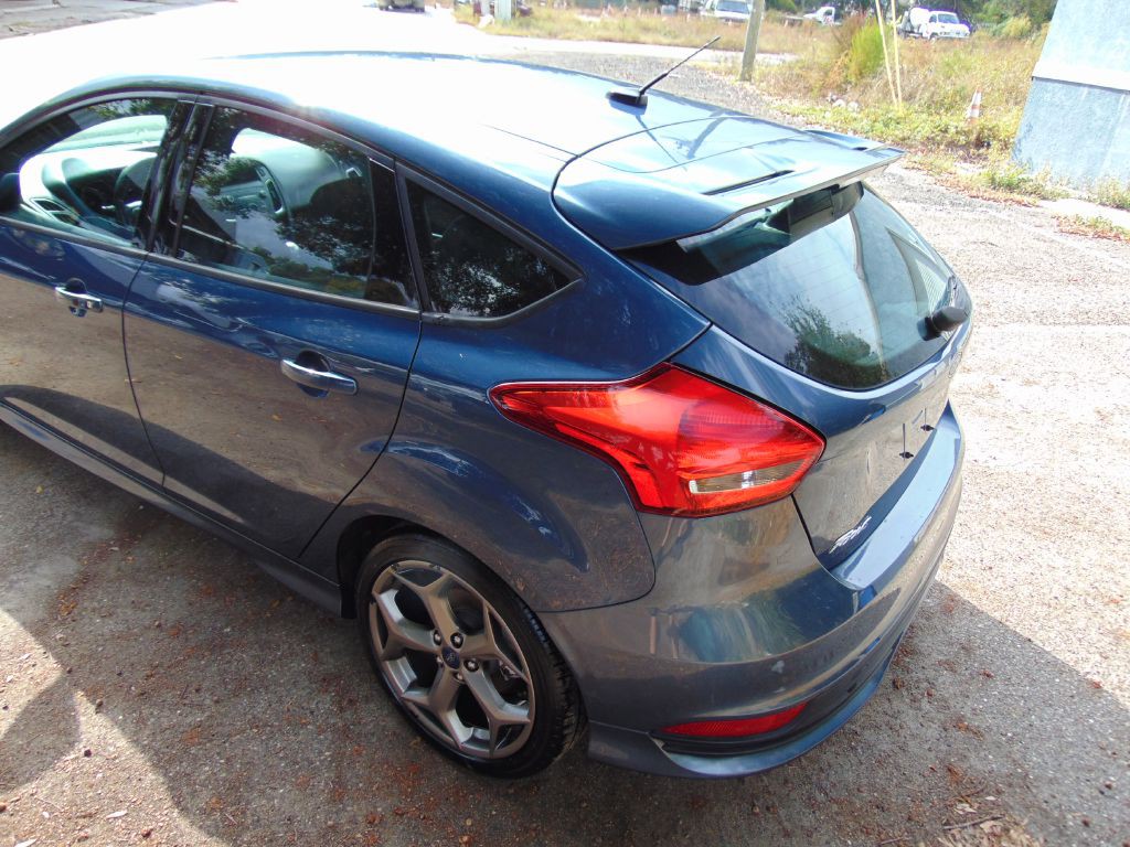2018 Ford Focus Image 10