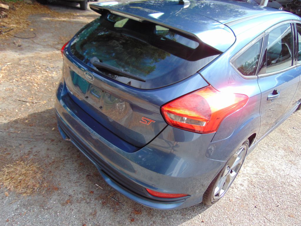 2018 Ford Focus Image 11