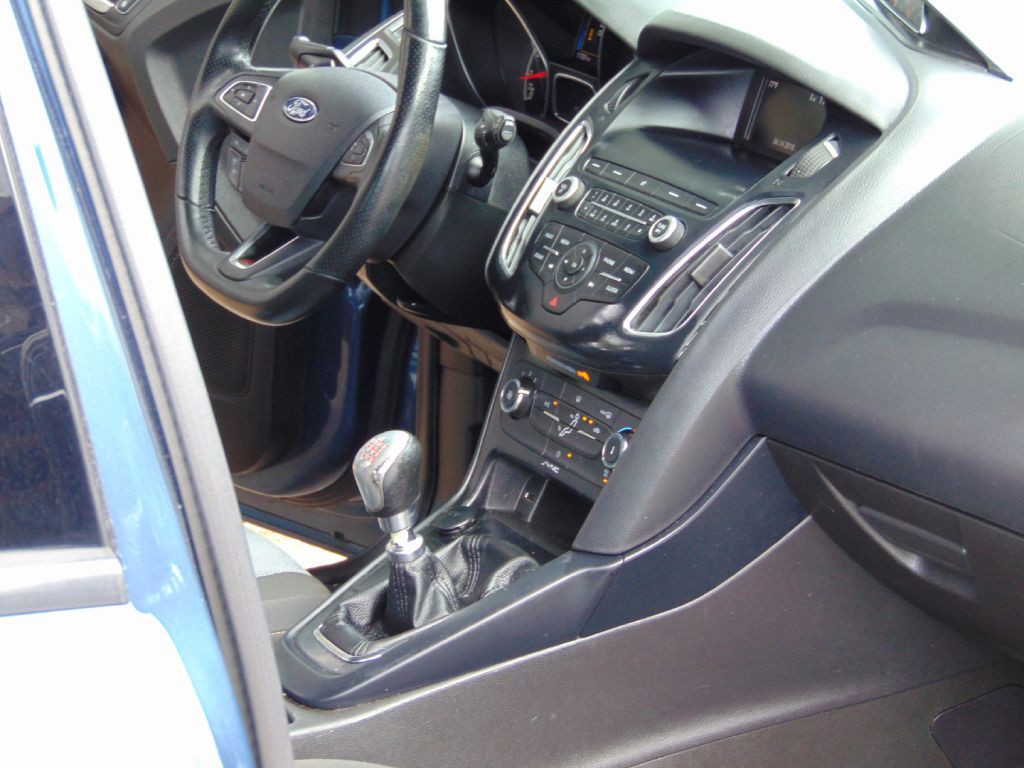 2018 Ford Focus Image 27