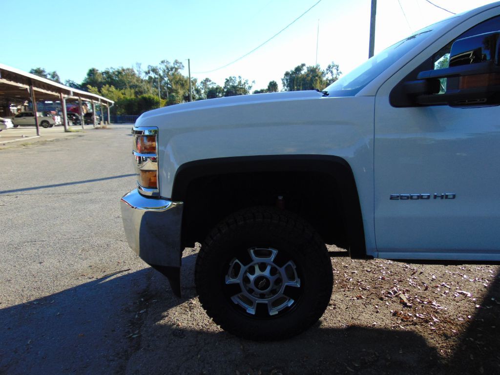 2017 Chevrolet Silverado 1500 Image 4