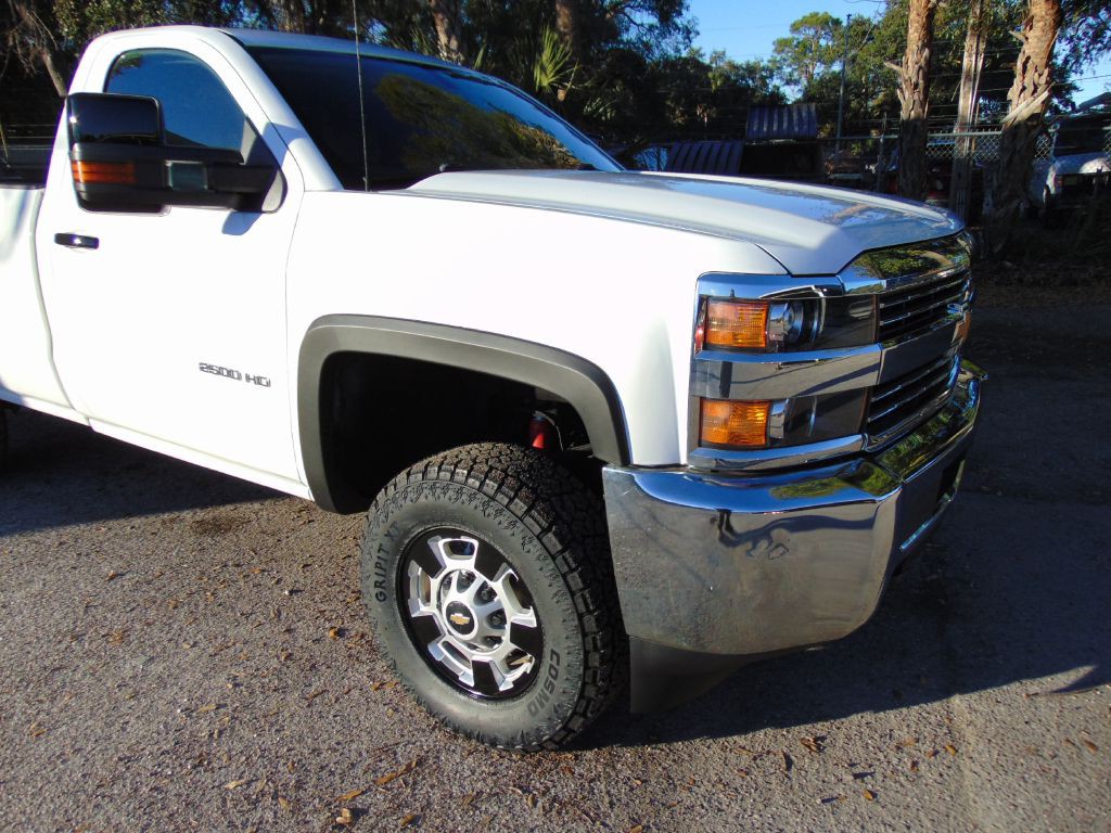 2017 Chevrolet Silverado 1500 Image 16