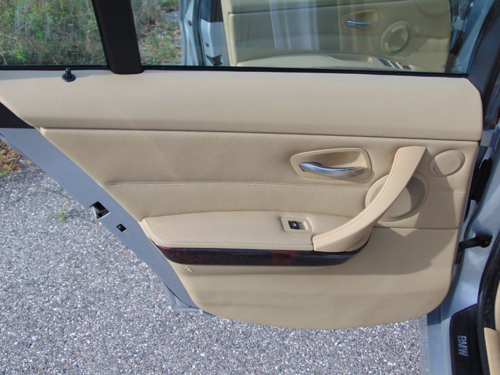 2007 BMW 3 Series Image 16