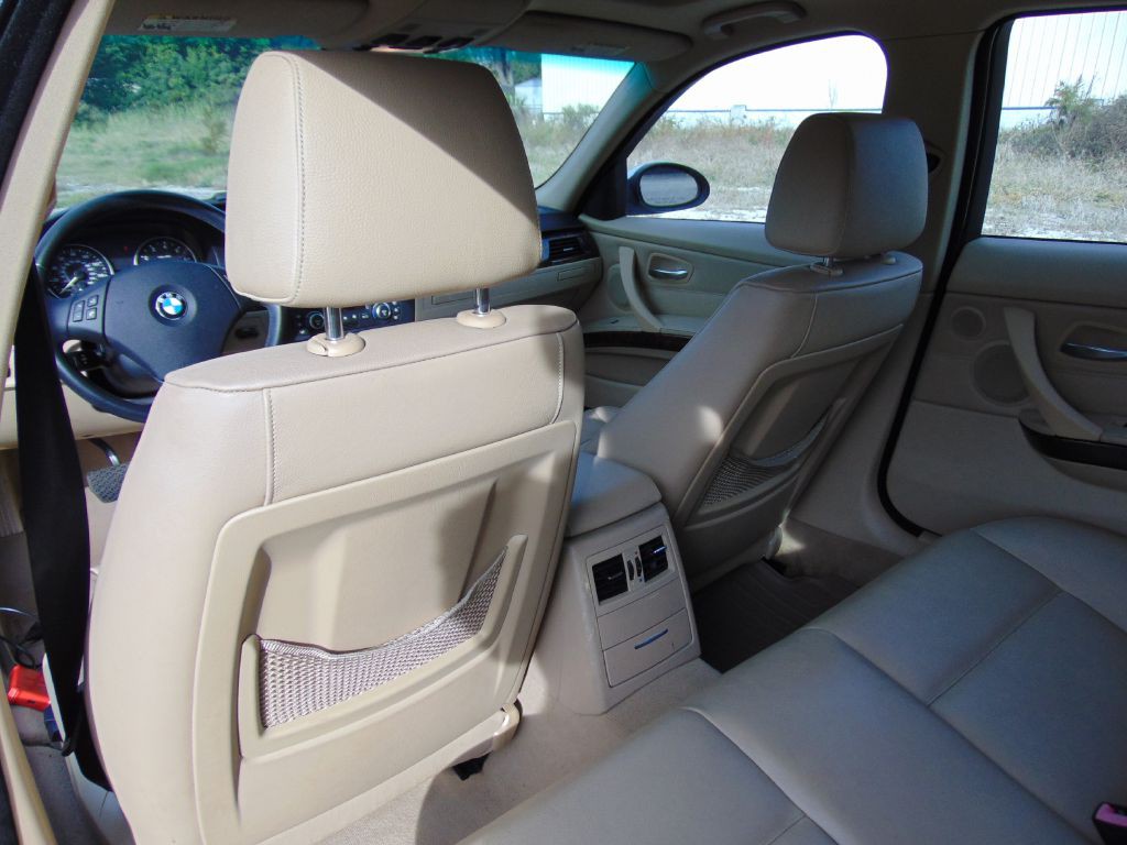 2007 BMW 3 Series Image 17