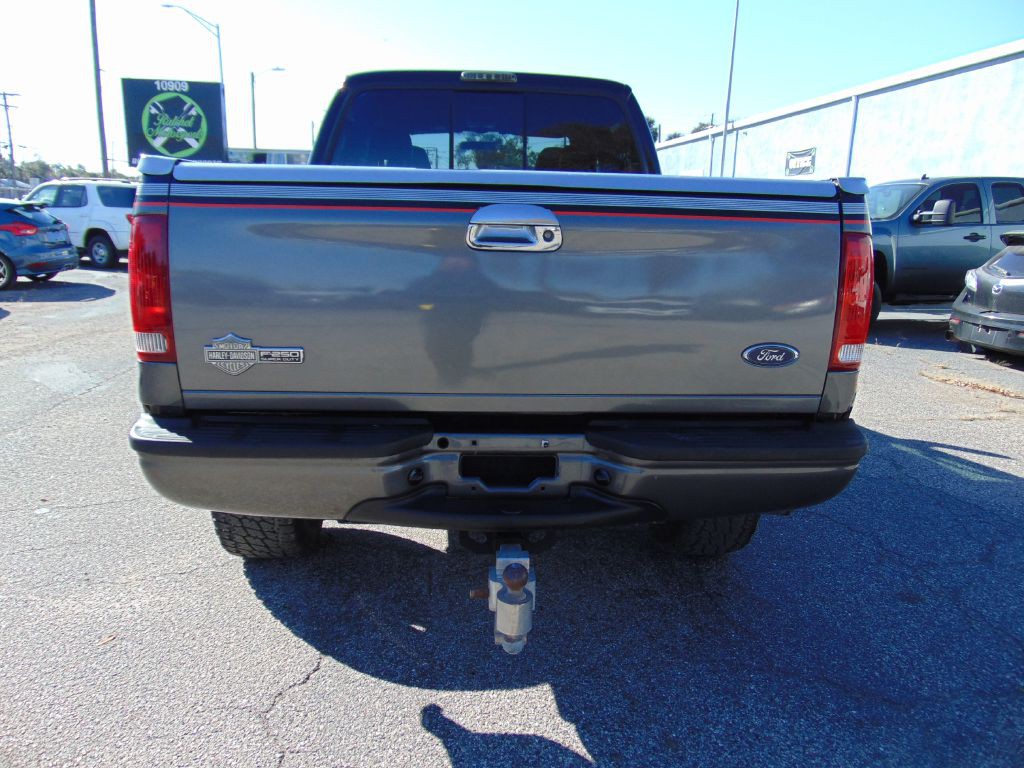 2004 Ford F-250 Image 8