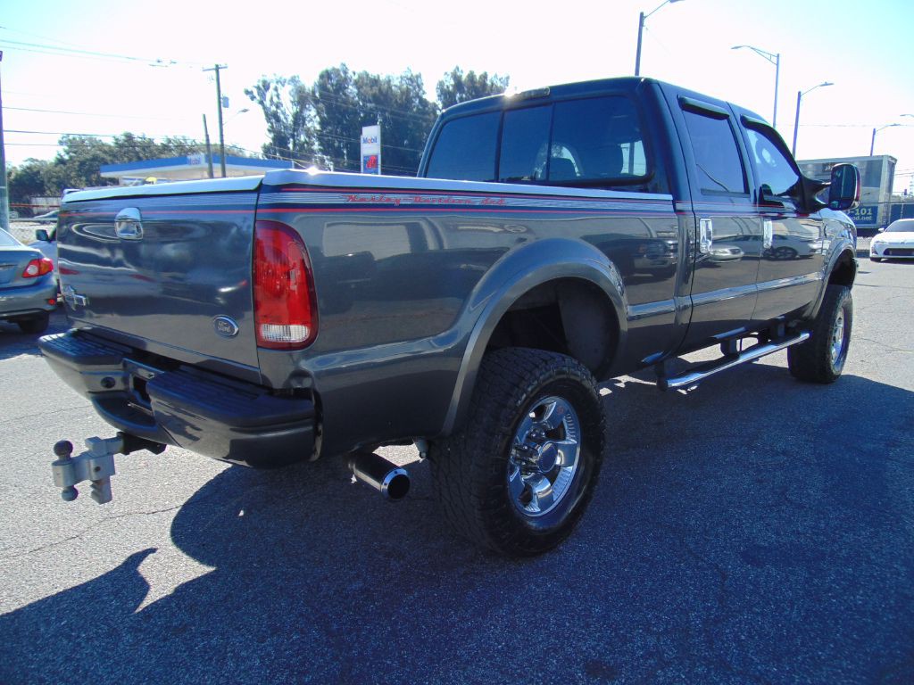 2004 Ford F-250 Image 9