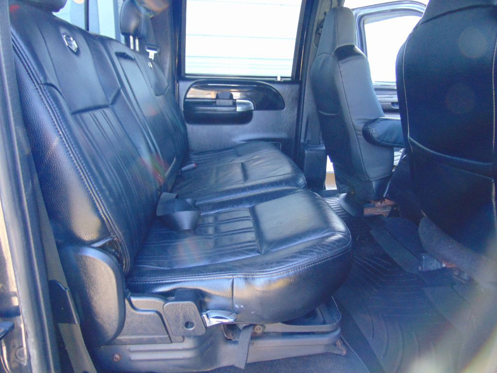 2004 Ford F-250 Image 25