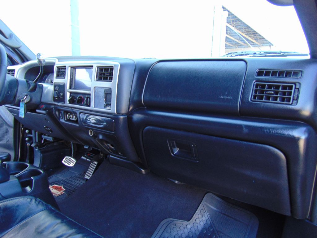 2004 Ford F-250 Image 29