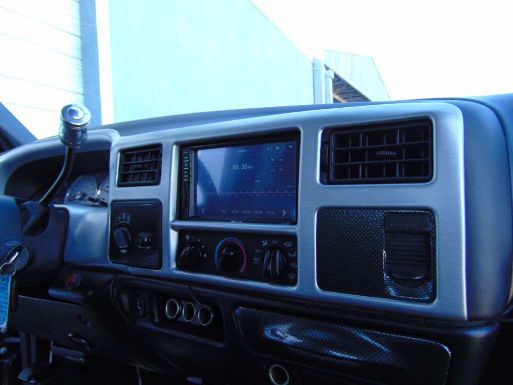 2004 Ford F-250 Image 31