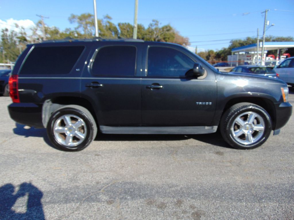 2011 Chevrolet Tahoe Image 10