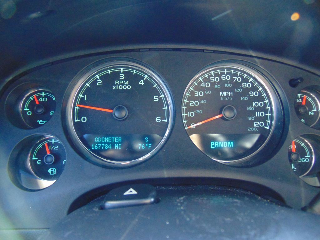 2011 Chevrolet Tahoe Image 12