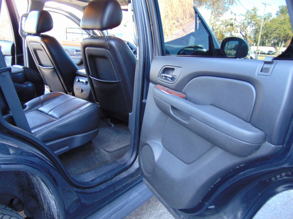 2011 Chevrolet Tahoe Image 26