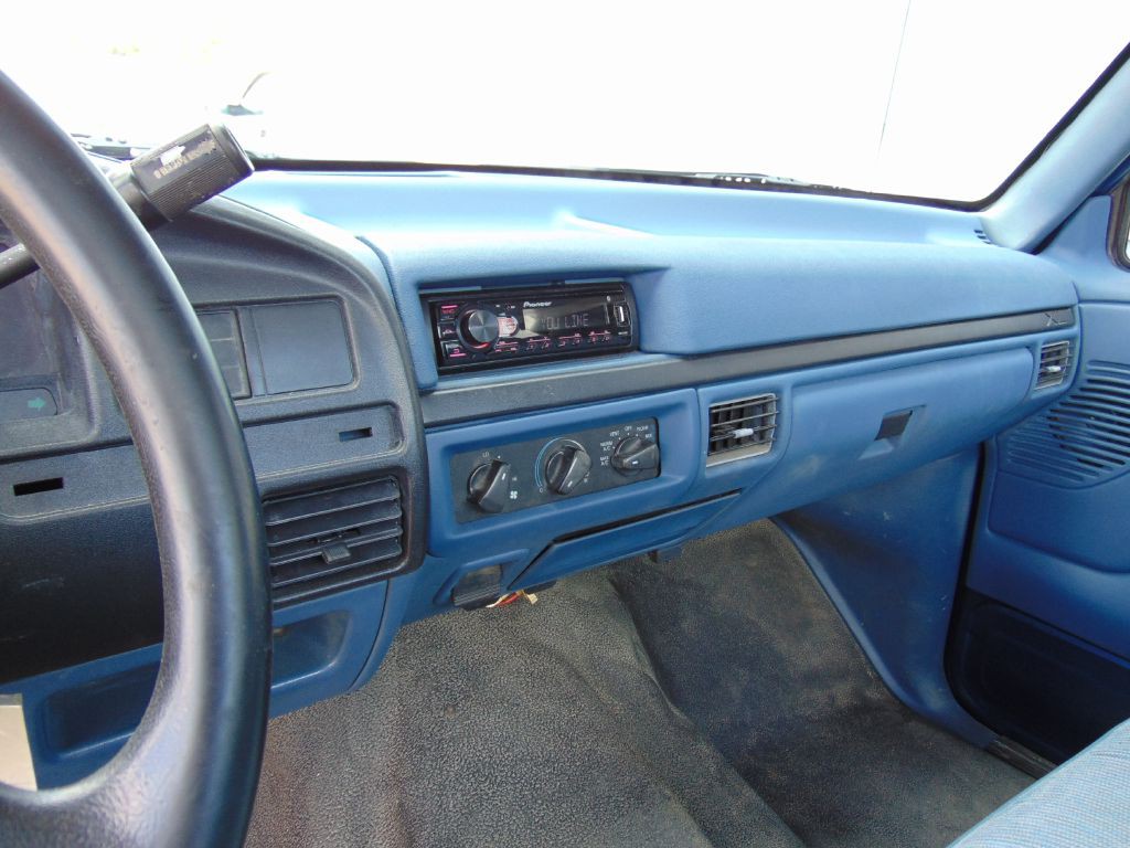 1996 Ford F-250 Image 25