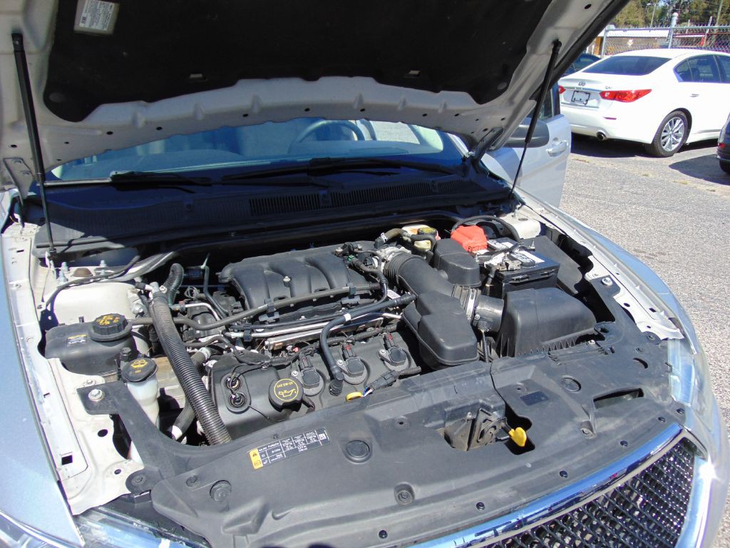 2015 Ford Taurus Image 13