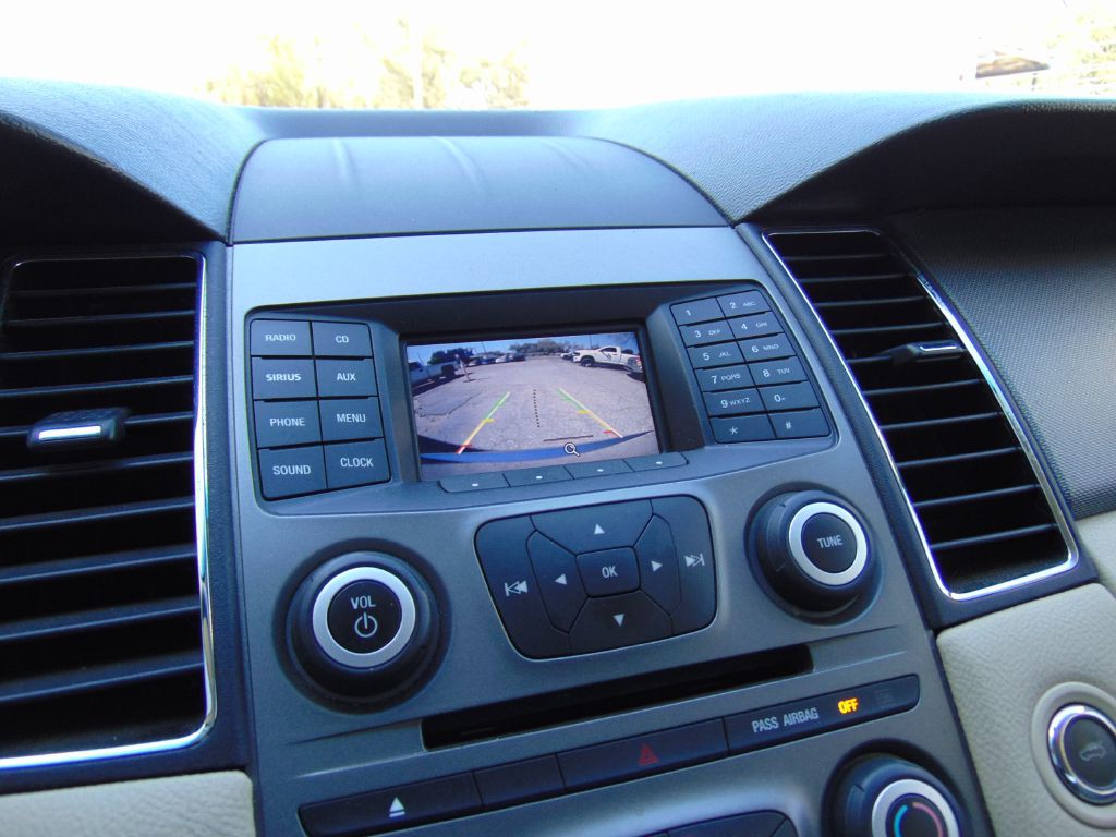 2015 Ford Taurus Image 27