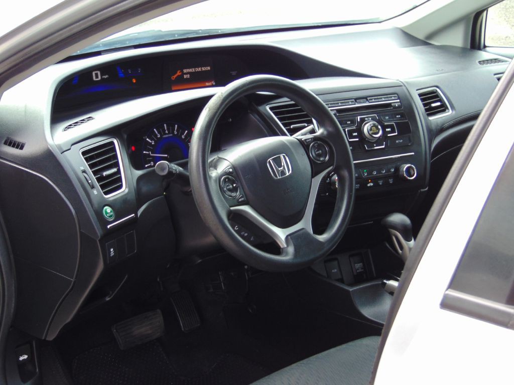 2015 Honda Civic Image 17