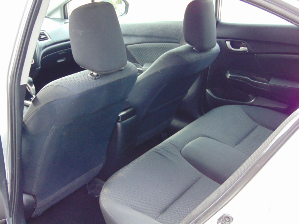 2015 Honda Civic Image 19