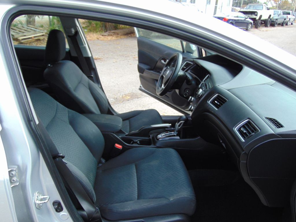 2015 Honda Civic Image 23