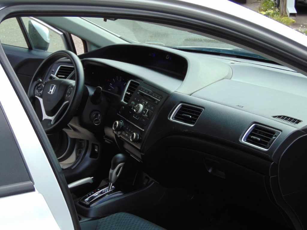 2015 Honda Civic Image 25