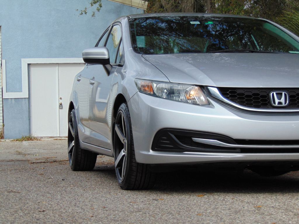 2015 Honda Civic Image 28