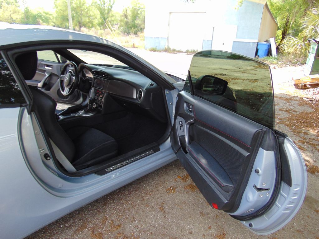 2013 Scion FR-S Image 16