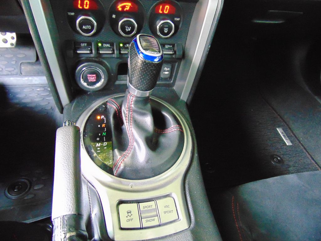 2013 Scion FR-S Image 19