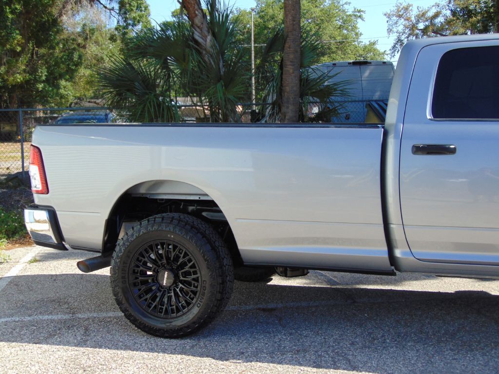2019 RAM 2500 Image 2