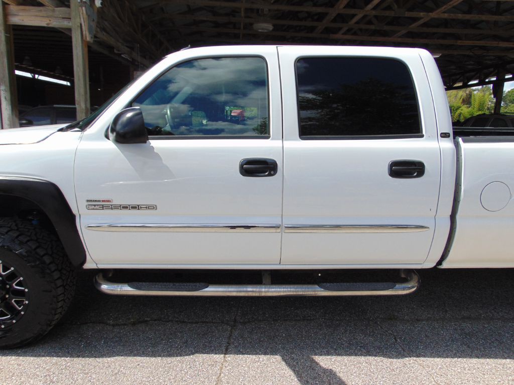 2004 GMC Sierra Image 7