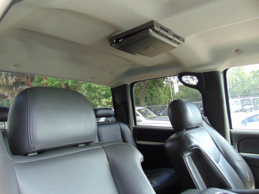 2004 GMC Sierra Image 20