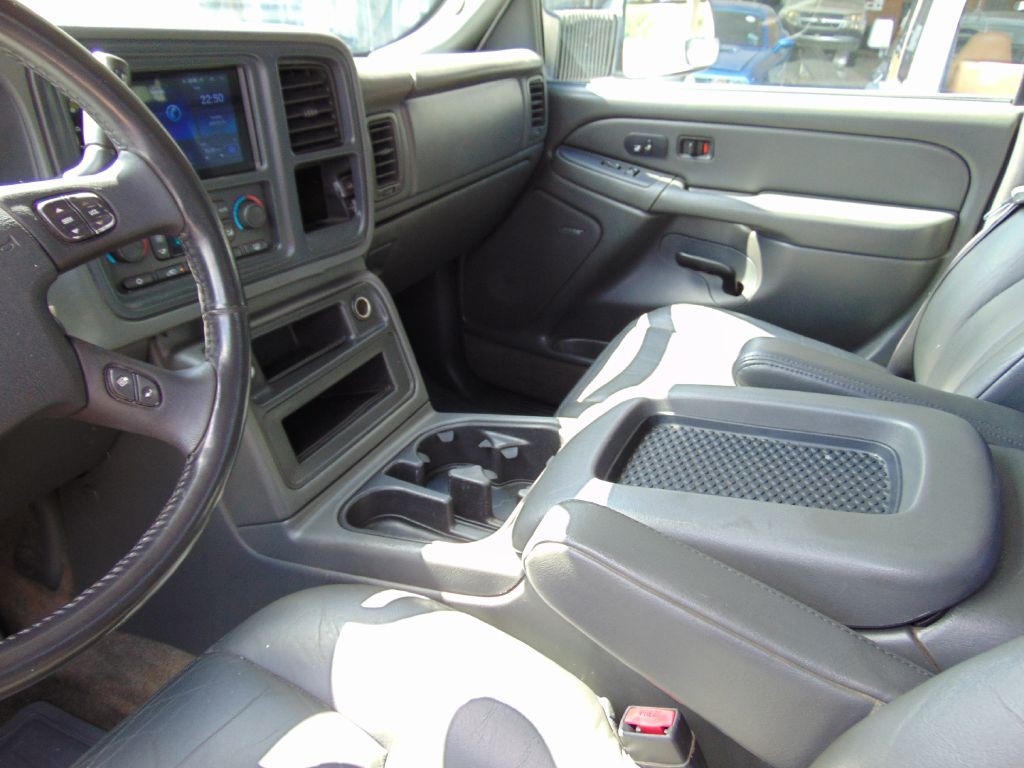 2004 GMC Sierra Image 26