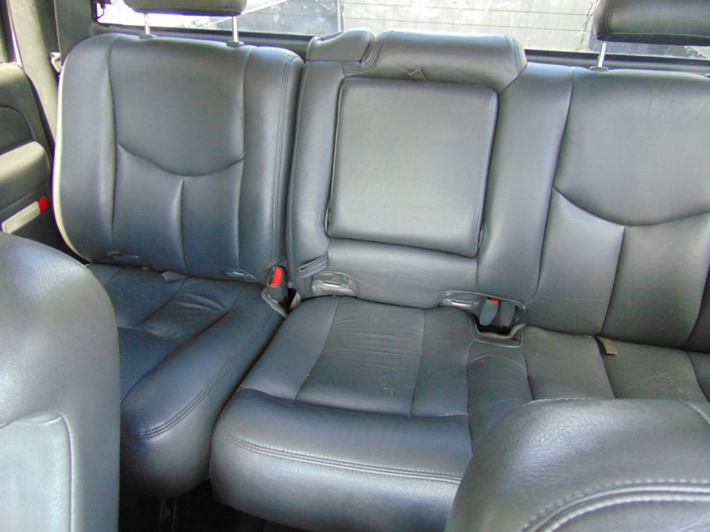 2004 GMC Sierra Image 27
