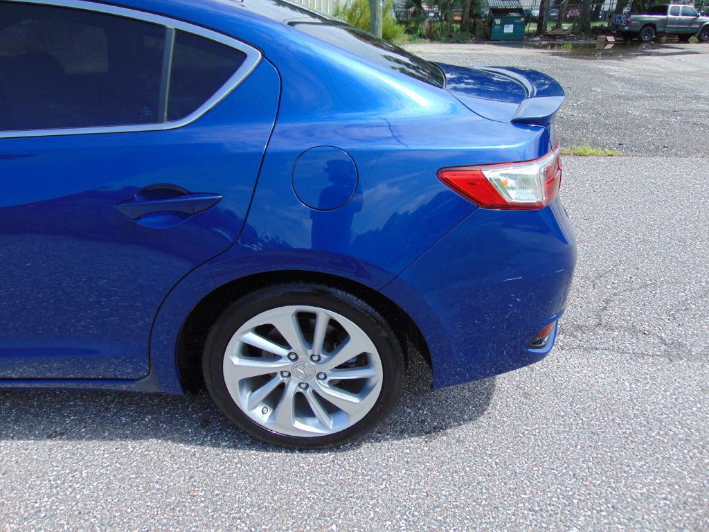 2017 Acura ILX Image 12