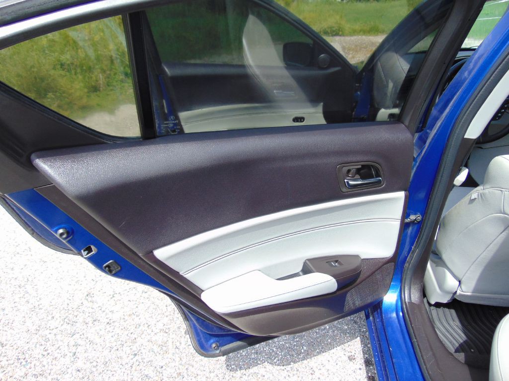 2017 Acura ILX Image 20