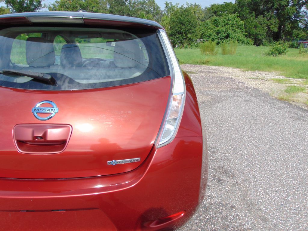 2012 Nissan Leaf Image 11