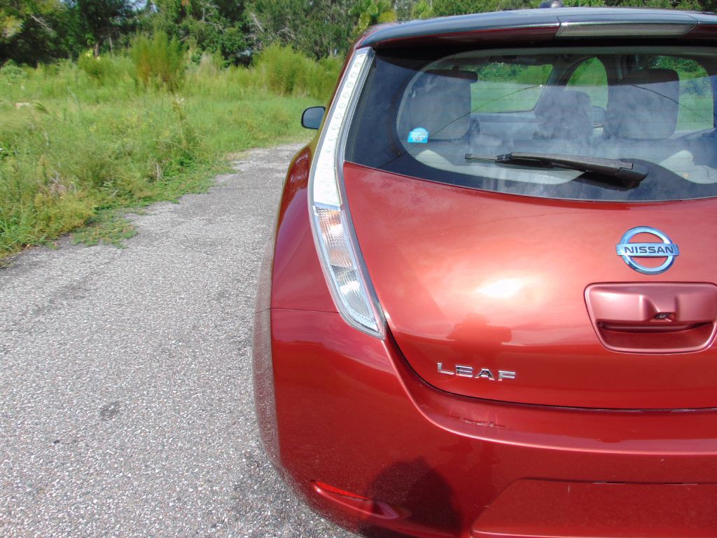 2012 Nissan Leaf Image 12