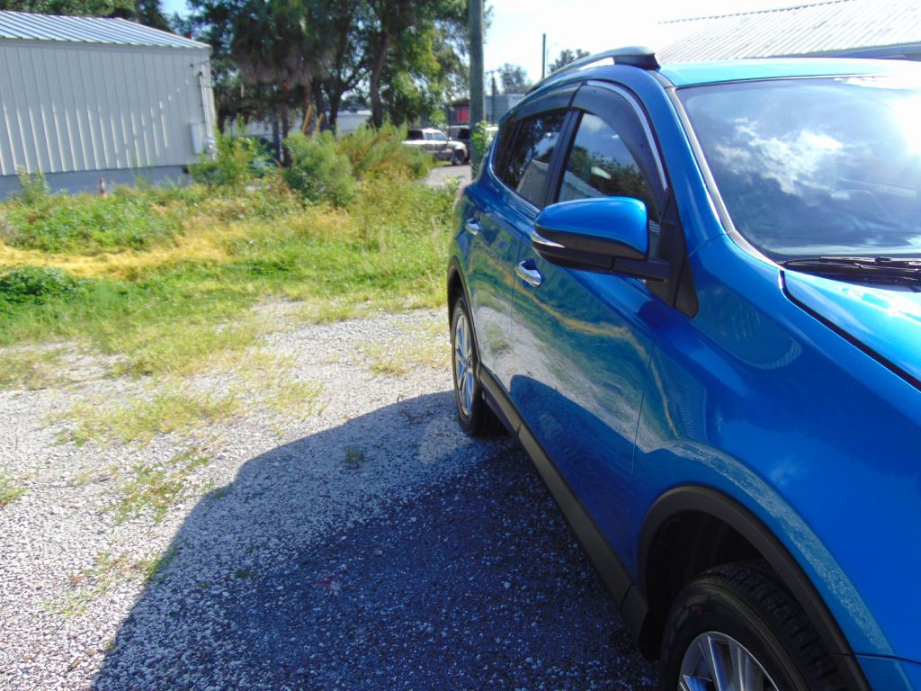 2018 Toyota Rav4 Image 12
