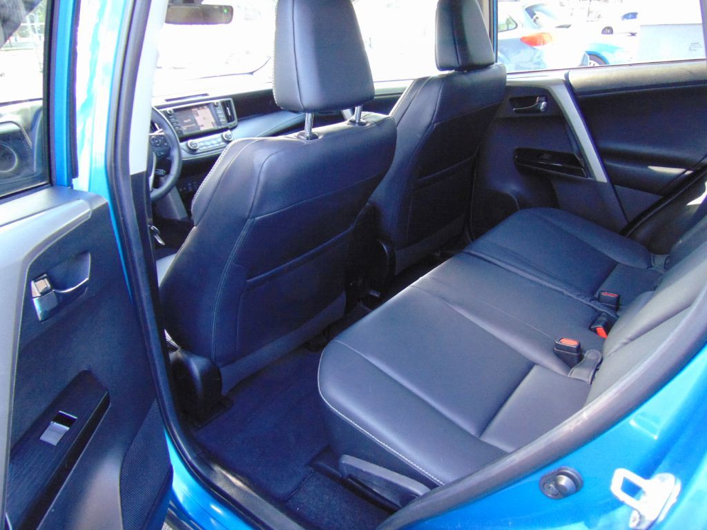 2018 Toyota Rav4 Image 19