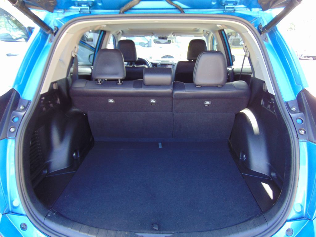 2018 Toyota Rav4 Image 23