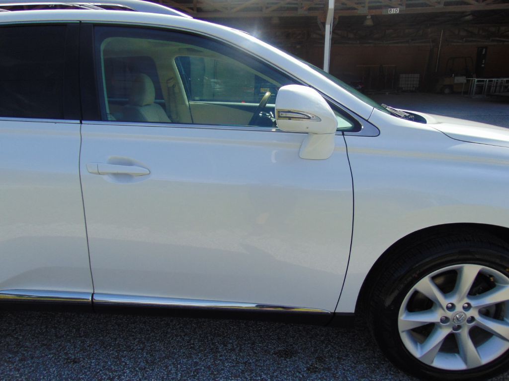 2011 Lexus RX Image 9