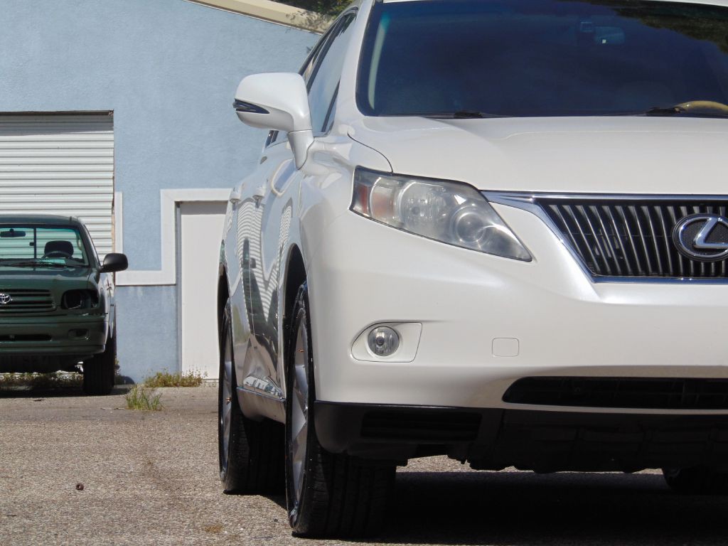 2011 Lexus RX Image 18
