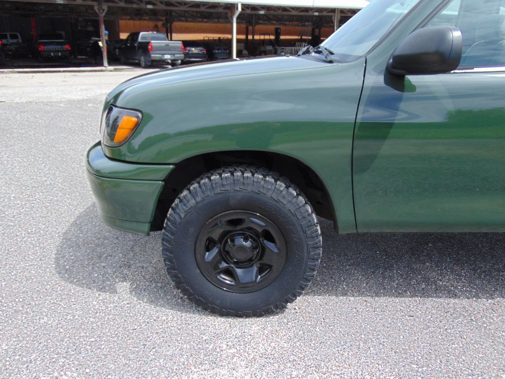 2001 Toyota Tundra Image 3
